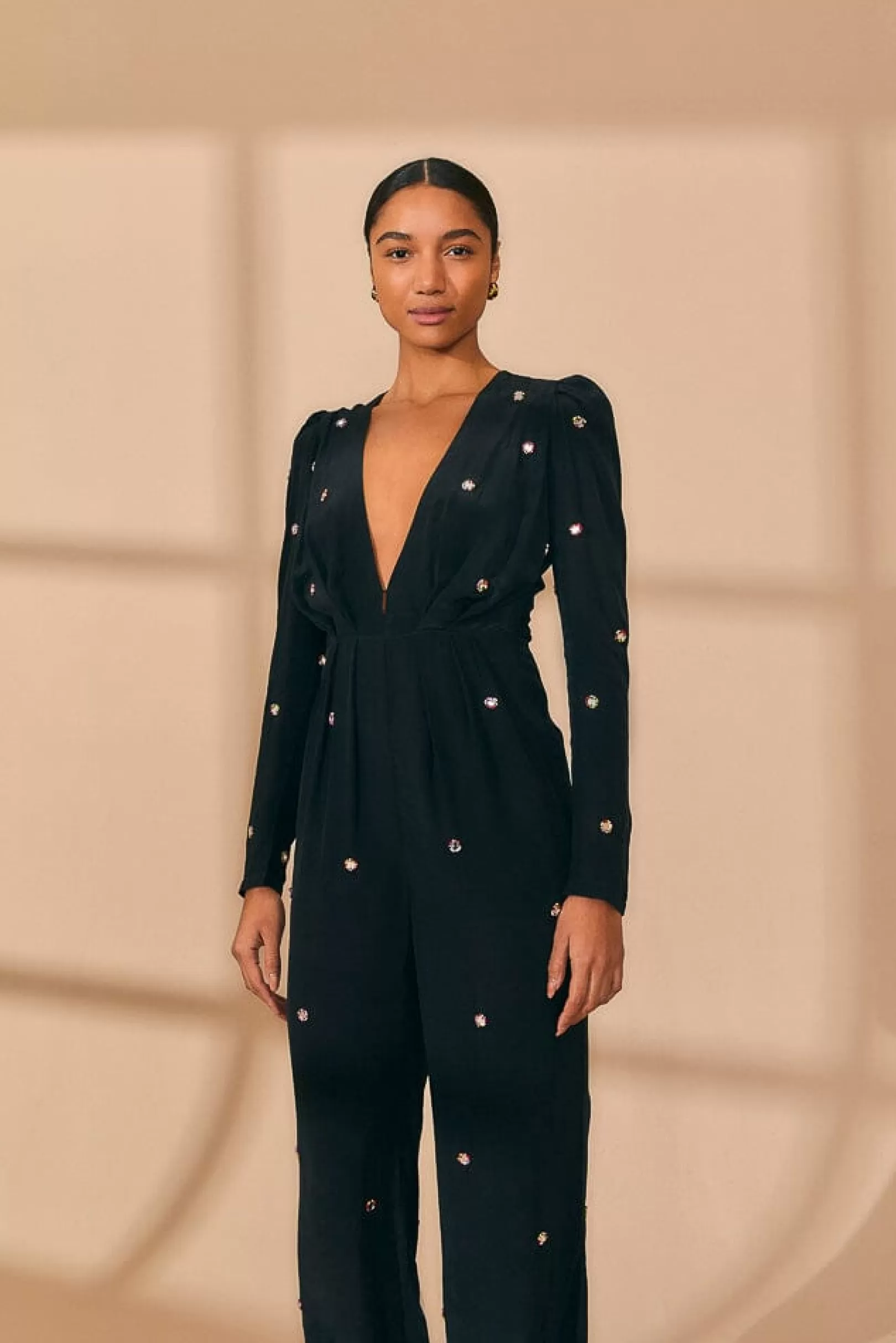 FARM Rio  BLACK MIRROR EMBROIDERED JUMPSUIT Fashion