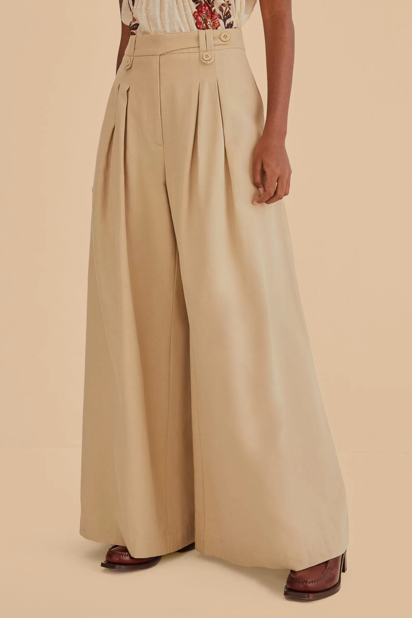 FARM Rio  KAKHI HIGH WAIST PANTS Clearance