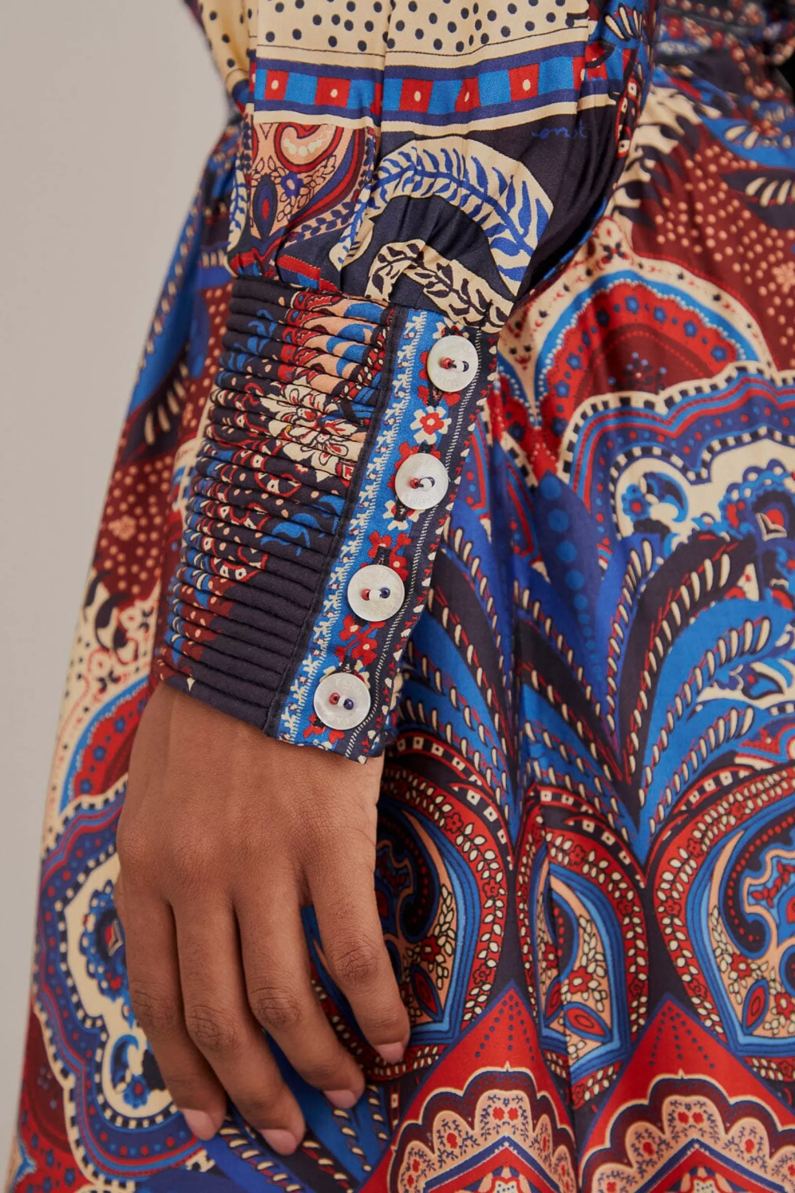 FARM Rio  MULTICOLOR ENERGY SCARF CUT-OUT MAXI DRESS Hot